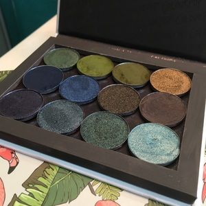 Blue and Green Eyeshadow Palette